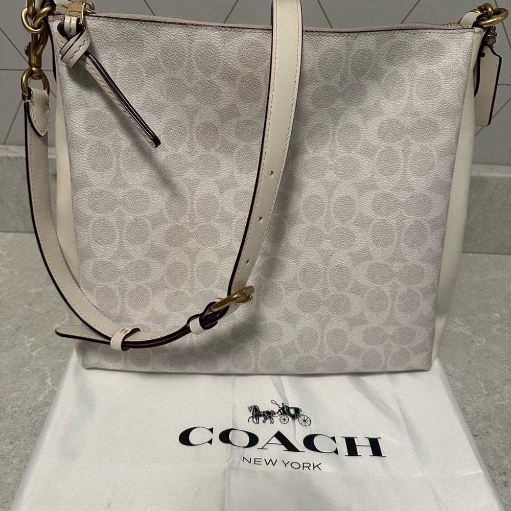 COACH Shay Shoulder Bag Signature Canvas Brass/Chalk, Gently Used